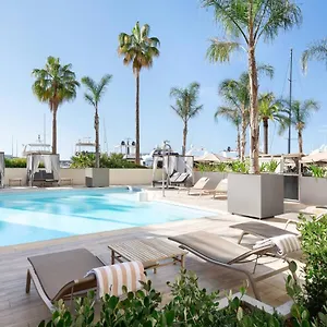 Riviera Marriott La Porte De Monaco Hotel